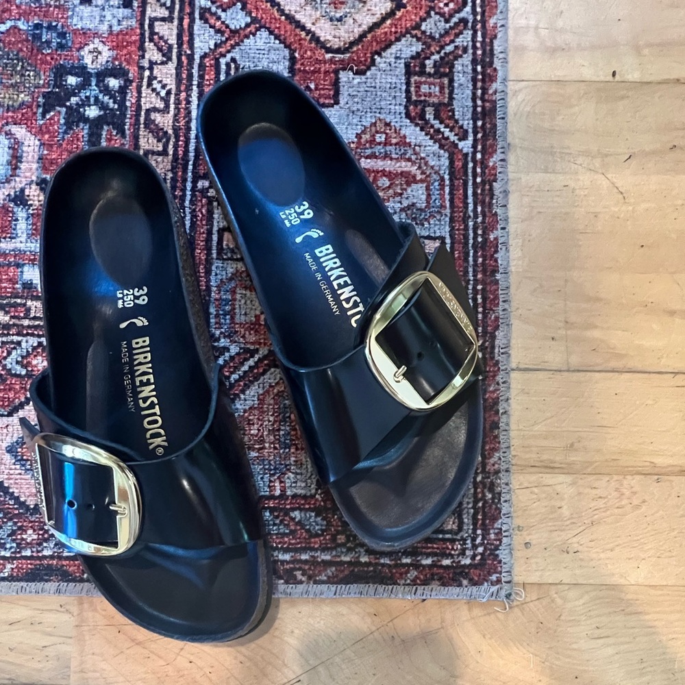 New Madrid Big Buckle Birkenstocks Natural leather patent